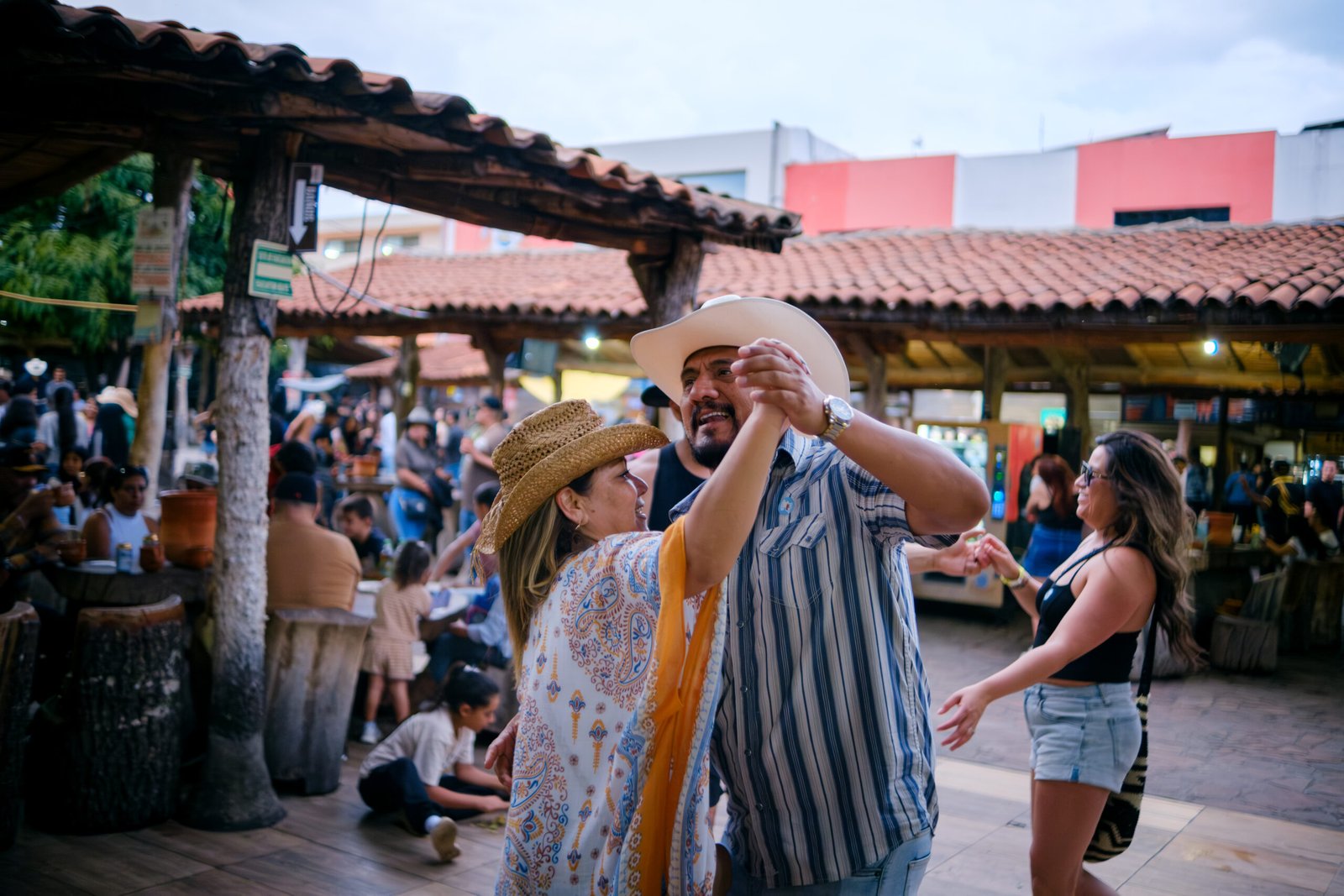 Dancing in Jarritos El Guero